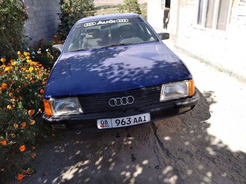 Audi 100 2.2л