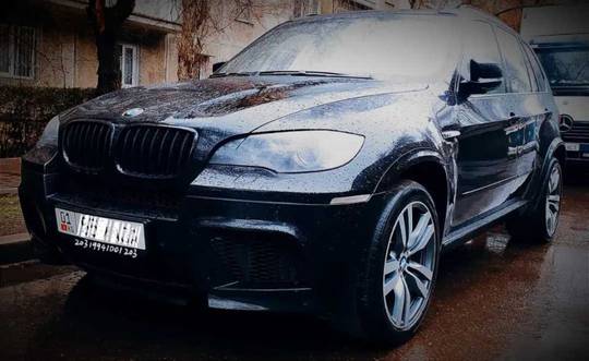 BMW X5 M 4.4л