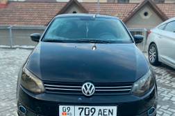 Volkswagen Polo: 2013 г., 1.6, Механика, Бензин, Седан