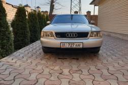 Audi A8: 1994 г., 4.2 л, Автомат, Бензин, Седан