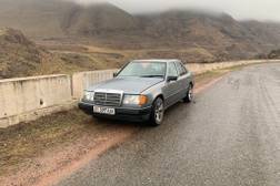 Mercedes-Benz W124: 1988 г., 2 л, Механика, Бензин, Седан