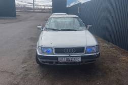 Audi 80: 1993 г., 1.8 л, Механика, Бензин, Седан