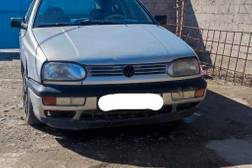 Volkswagen Golf: 1992 г., 1.8 л, Механика, Бензин