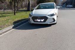 Hyundai Elantra: 2017 г., 2 л, Автомат, Бензин, Седан