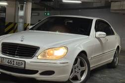 Mercedes-Benz 220: 2003 г., 5 л, Типтроник, Бензин, Седан