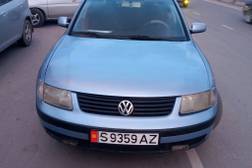 Volkswagen Passat: 1999 г., 2.3 л, Механика, Бензин, Седан