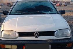 Volkswagen Golf: 1994 г., 1.4 л, Механика, Бензин, Универсал