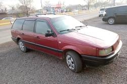 Volkswagen Passat: 1988 г., 1.8 л, Механика, Бензин, Универсал