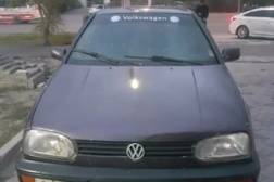 Volkswagen Golf: 1993 г., 1.8 л, Механика, Бензин