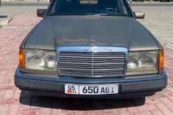 Mercedes-Benz 200: 1990 г., 2 л, Механика, Бензин, Седан
