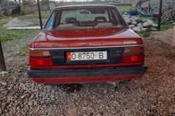 Mazda 626: 1985 г., 1.8 л, Механика, Бензин, Седан