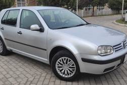 Volkswagen Golf R: 2000 г., 1.6 л, Механика, Бензин, Хэтчбэк