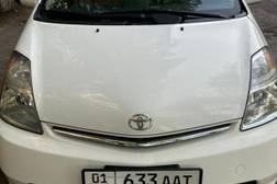 Toyota Prius 1.5л