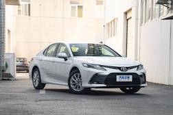 Toyota Camry 2.0л