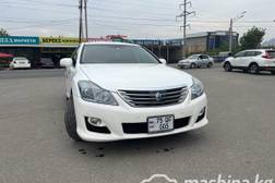 Toyota Crown XIII (S200) 3.5, 2010