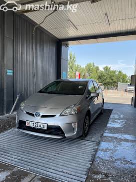 Toyota Prius III Рестайлинг (XW30) 1.8, 2015