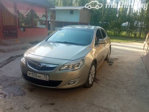 Opel Astra J 1.6, 2011