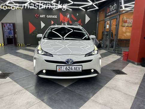 Toyota Prius IV Рестайлинг (XW50) 1.8, 2020