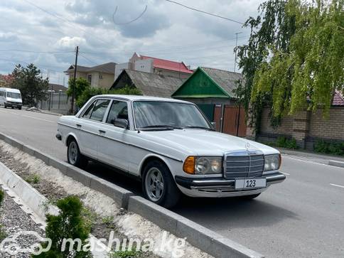 Mercedes-Benz W123 200 2.0, 1979