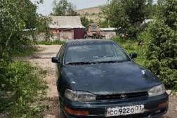 Toyota Camry III (XV10) 2.2, 1993