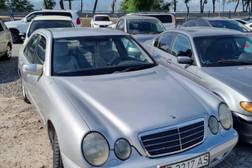 Mercedes-Benz E-Класс II (W210, S210) Рестайлинг 200 1.8, 2002