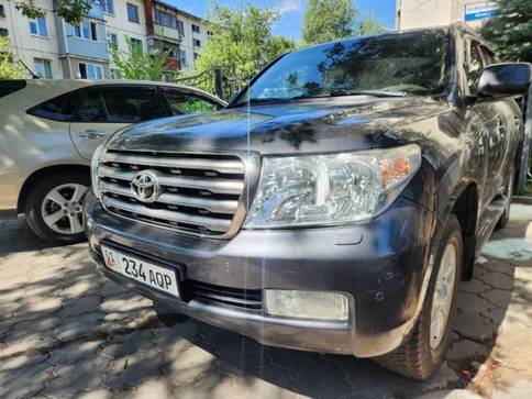 Toyota Land Cruiser 4.5л