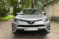 Toyota RAV4 2.5л