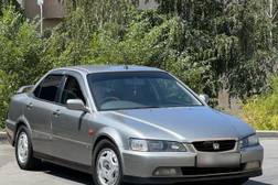 Honda Accord VI 1.9, 1999