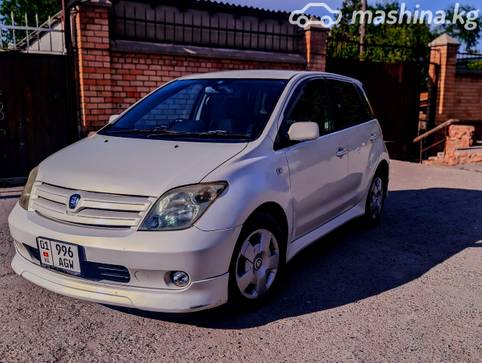 Toyota Ist I 1.5, 2003