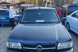 Opel Frontera B Рестайлинг 3.2, 2002