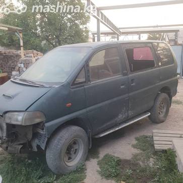 Mitsubishi Delica IV 2.5, 1995