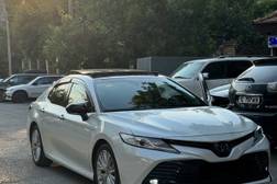 Toyota Camry VIII (XV70) 2.5, 2018