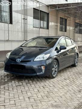 Toyota Prius III Рестайлинг (XW30) 1.8, 2012