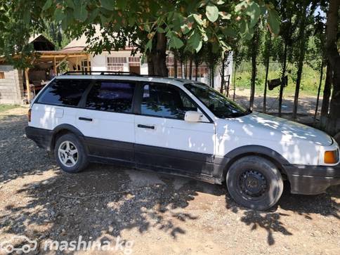 Volkswagen Passat B3 1.8, 1988