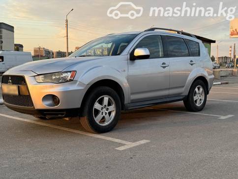 Mitsubishi Outlander II Рестайлинг 2.4, 2009