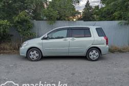 Toyota Raum II 1.5, 2003