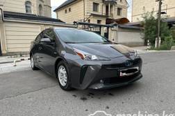 Toyota Prius IV Рестайлинг (XW50) 1.8, 2021