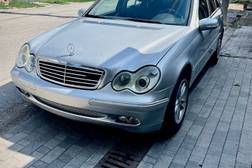 Mercedes-Benz C-Класс II (W203) Рестайлинг 240 2.6, 2004