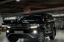 Toyota Land Cruiser 200 Series Рестайлинг 2 4.6, 2015