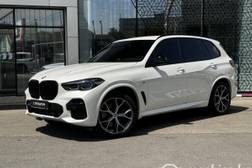 BMW X5 IV (G05/G18) M50i 4.4, 2022