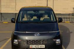 Hyundai Staria 2.2, 2021