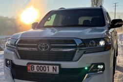 Toyota Land Cruiser 200 Series Рестайлинг 2 4.6, 2020