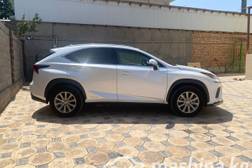 Lexus NX I Рестайлинг 300h 2.5, 2019