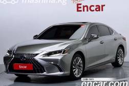 Lexus ES VII Рестайлинг 300h 2.5, 2021