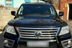 Lexus LX III Рестайлинг 570 5.7, 2015