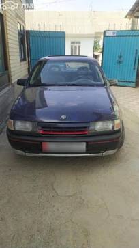 Opel Vectra A 1.6, 1992