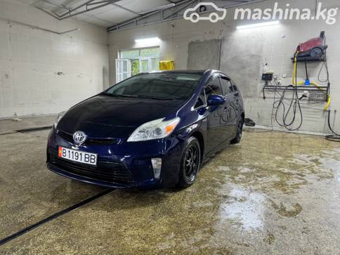 Toyota Prius III Рестайлинг (XW30) 1.8, 2015