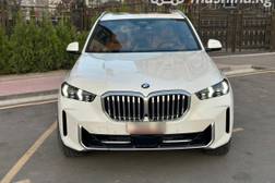 BMW X5 IV (G05/G18) Рестайлинг 40i 3.0, 2023