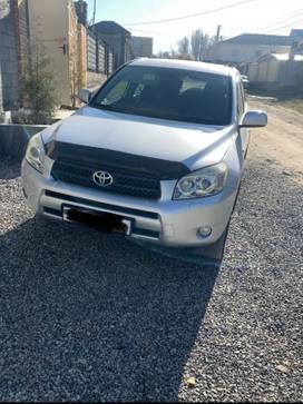 Toyota RAV4 2.0л