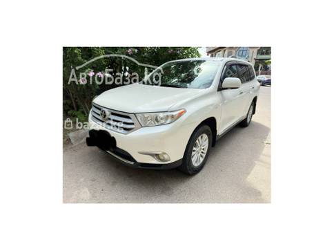 Toyota Highlander 2013 года за ~1 939 700 сом